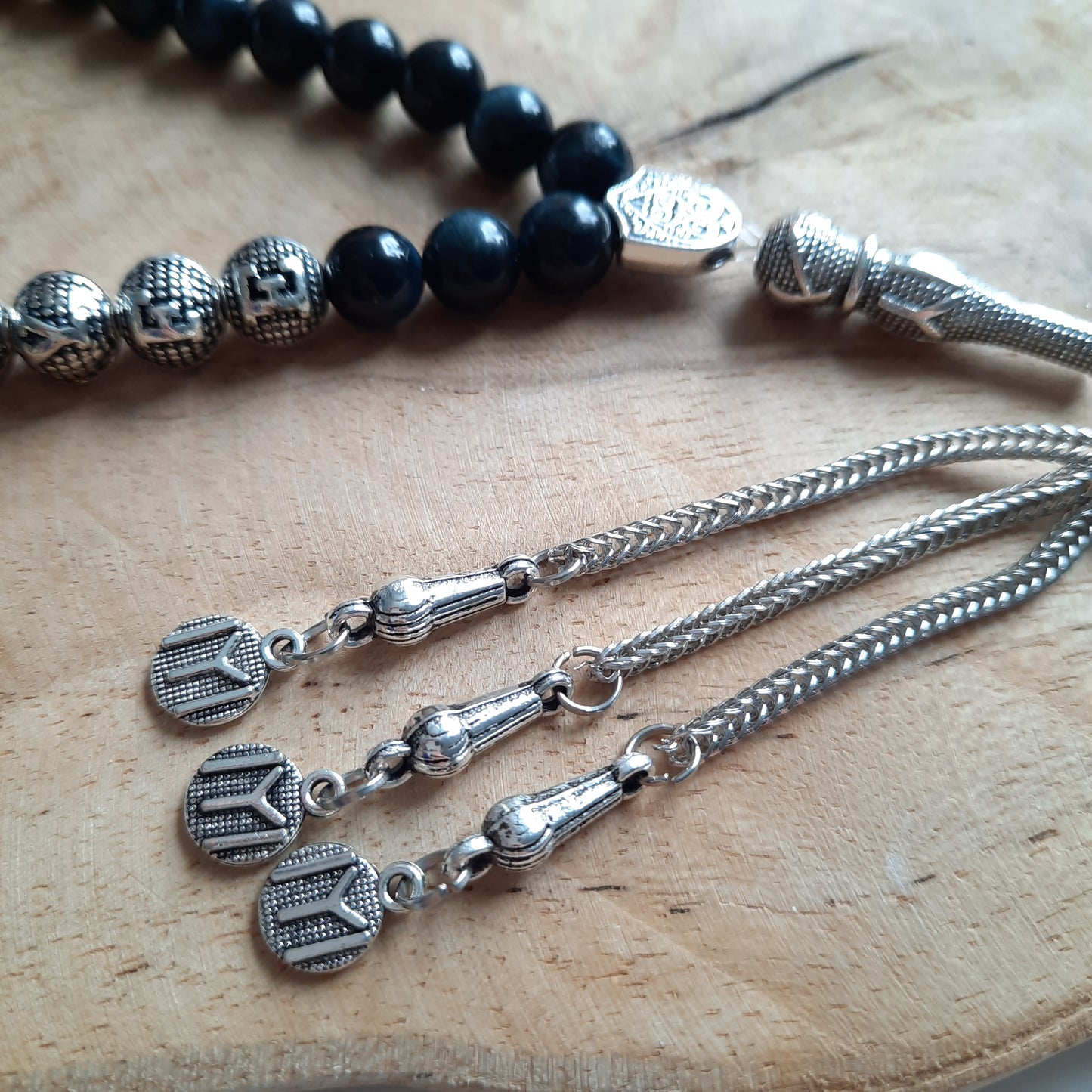 Tesbih mit Wunschname Tigerauge schwarz-blau KAYI Simgesi