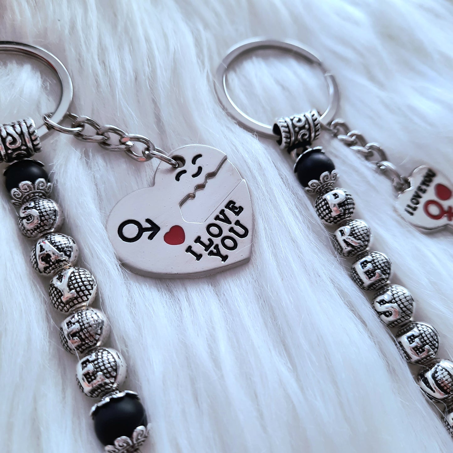 Mit 2 Wunschnamen Schlüsselanhänger "I love you" mit Geschenkox