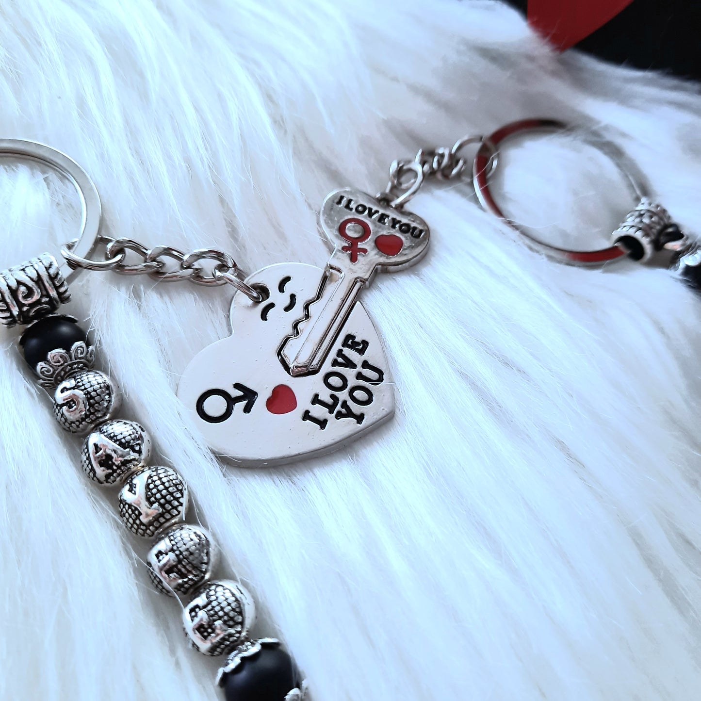Mit 2 Wunschnamen Schlüsselanhänger "I love you" mit Geschenkox